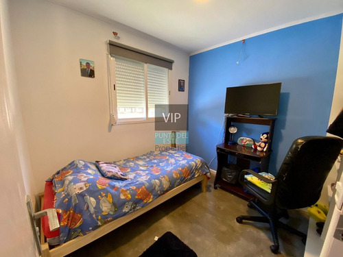Oportunidad Unica , Casa A Estrenar 5 Dormitorios 3 Baños, Construccion Solida En Barrio Chacras Del Pinar- Ref: 80