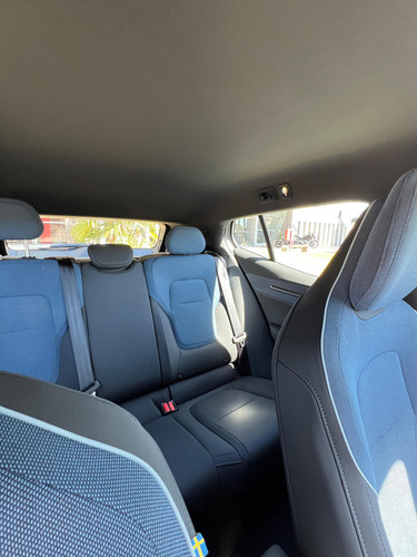 Volvo EX30 0.0 Core E40 (405 Km)