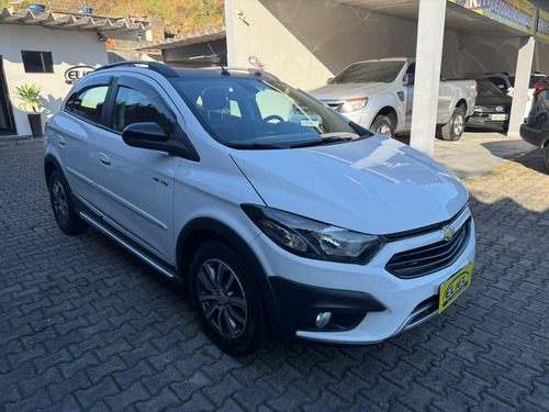 Chevrolet Onix 1.4mt Act