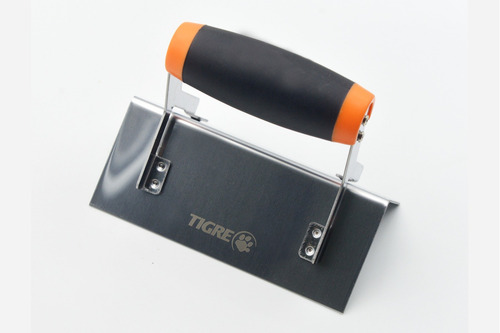 Desempenadeira Tigre Pro Canto Externo Ref. 2123-01