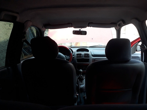 Imagem 5 de 13 de Renault Clio 2002 1.0 16v Rl 5p