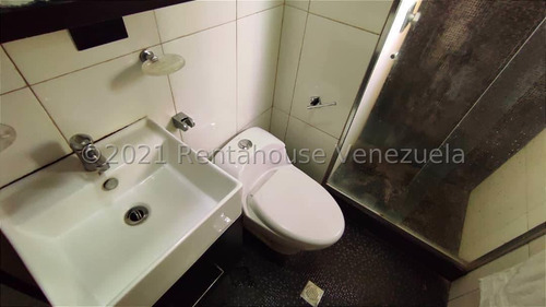 Apartamento En Venta Piso Bajo Baños Remodelados Ubicado En El Centro De Maracay Acceso A Las Principales Vías 25-16806 Miriam