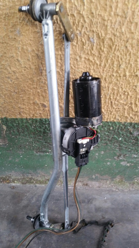 Mecanismo De Limpia Parabrisa Con Motor Y Brazos Bmw E46
