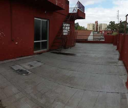 Imagen 15 de 25 de Galpón - J.ingenieros