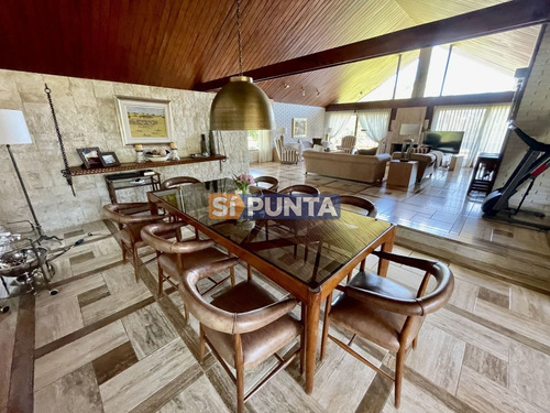 Imagen 5 de 30 de Espectacular Residencia En Zona Residencial, Ideal Para Vivir Todo El Año