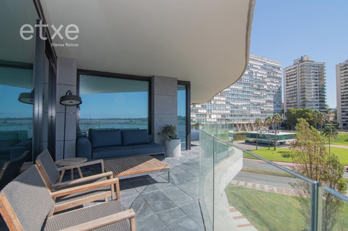 Apartamento En Alquiler De 3 Dormitorios En Puerto Del Buceo