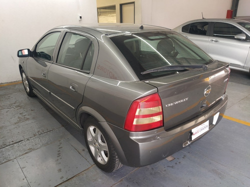 Chevrolet Astra Gl 2.0 2010 Blanco Iqy
