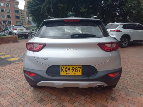 Kia Stonic 1.0 Vibrant MT HIBRIDO