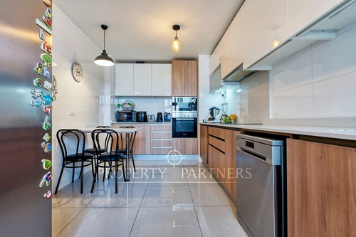 Impecable Departamento En Sector Francisco De Aguirre