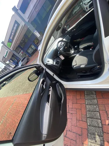 Chevrolet Onix Activ 1.4 LTZ mecanico