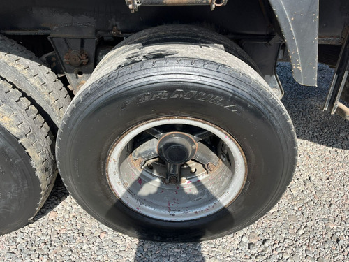 Carreta Semi Reboque Randon Carga Seca 3 Eixos Ano 1993