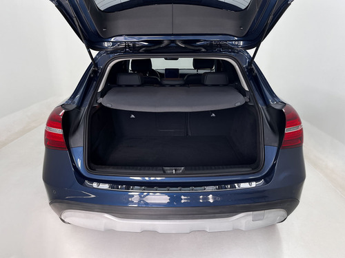 Mercedes-Benz GLA 200 CGI STYLE 7G-DCT