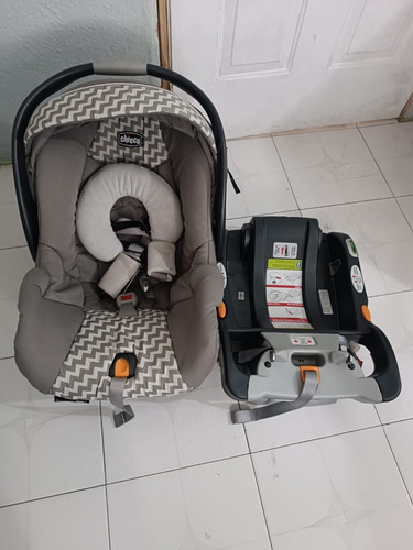 Porta Bebe Chicco Con Soporte De Seguridad De Carro 