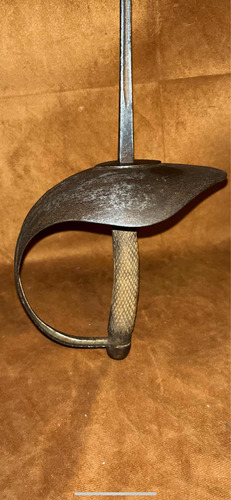 Imagen 4 de 10 de Esgrima Espada Sable Húngaro Y Casco Protector Antiguo