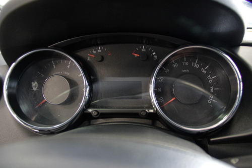 Imagen 7 de 12 de Peugeot 3008 1.6 Premium Thp 156cv