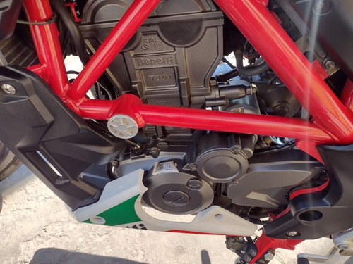 Imagen 9 de 11 de Benelli Tnt 25