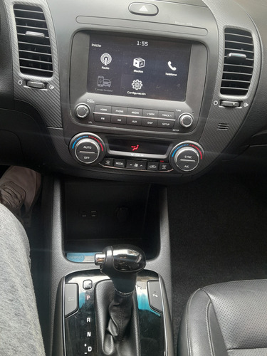 Kia Cerato 2.0 Sx At6