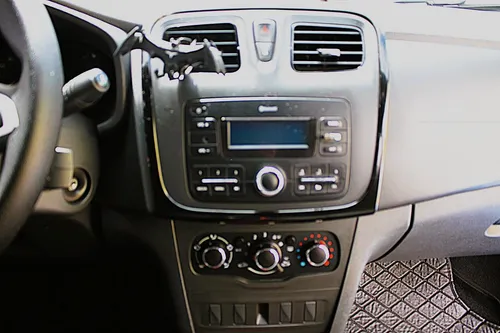 Renault Logan 1.6 Life