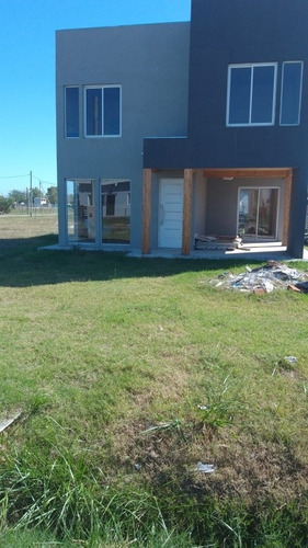 Imagen 6 de 6 de Terrenos En El Sol De Domselaar Barrio Ya Consolidado!