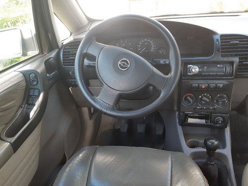 Chevrolet Zafira 2001 2.0 16v 5p