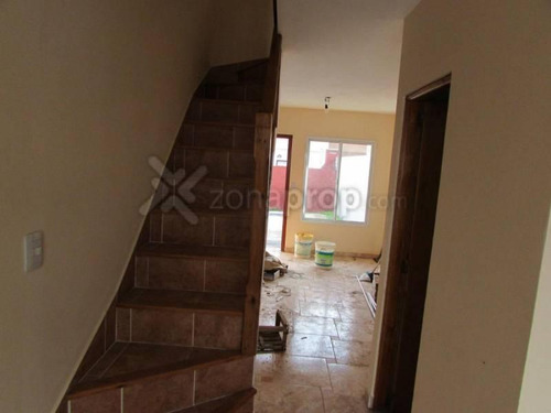 Casa En Venta Triplex 4 Ambientes Con Cochera En San Bernardo Oportunidad