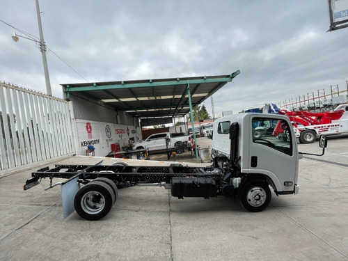 Imagen 7 de 10 de Isuzu Elf 300 2019