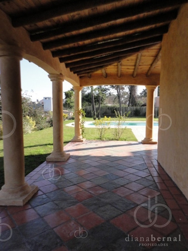 Imagen 26 de 30 de Chalet De 1.800m2, 4 Dormitorios Y Piscina En Pinares, Punta Del Este