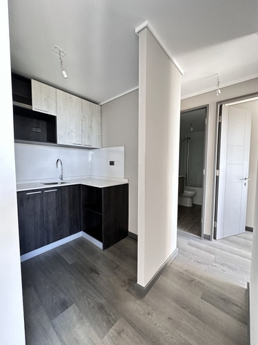 Arriendo Nuevo Metro Macul, 2 Dorm. Bodega. Estacionamiento.