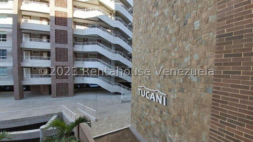 Hermoso E Iluminado Apartamento En Venta  Escampadero, Caracas, Listo Para Mudarse 23-19648