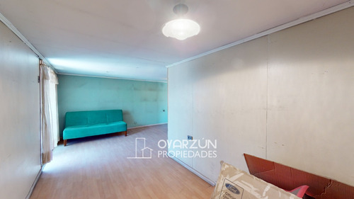 Casa En Venta De 6 Dormitorios 2 Baños 1 Estacionamiento