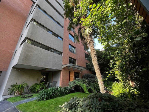 Imagen 1 de 30 de Calle Tranquila. Zona Residencial