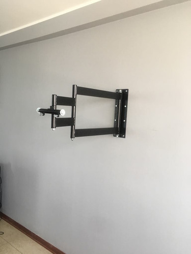 Imagen 3 de 8 de Rack Tv Movil Giro 180° De 60 A 70 Con Instalación