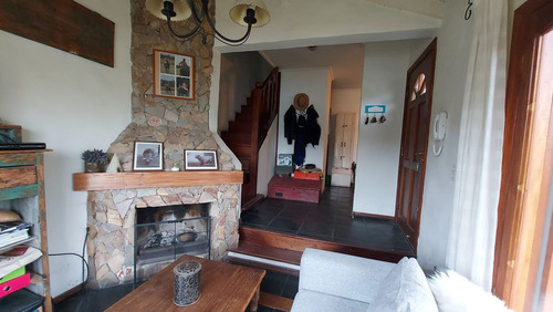 Imagen 4 de 29 de Venta Casa 2 Dormitorios - Zona Cardos - Tandil