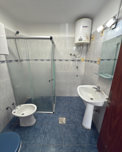 Oportunidad Para Inversión O Vivienda/casa Ph/dos Dormitorios/sayago