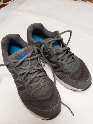 Zapatilla Nike Air Futurun 2 Talle 40 Usada (Usado)