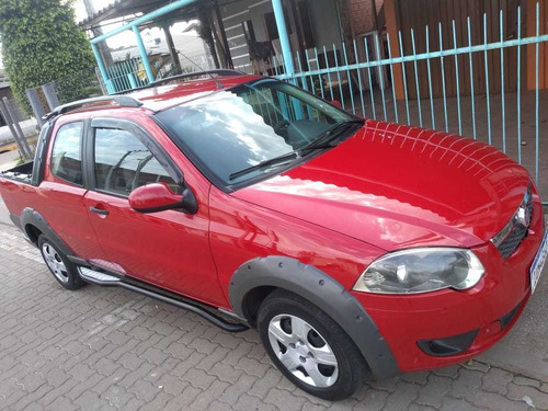 Fiat Strada 2013 1.6 16v Trekking Cab. Dupla Flex 2p