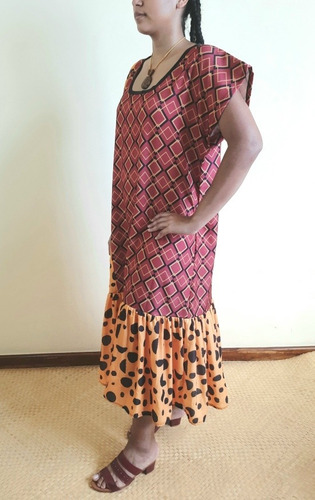 Imagem 3 de 5 de Vestido Feminino Médio Tecido Atma