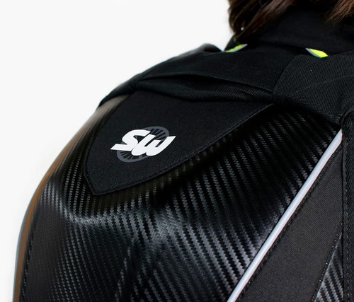 Imagen 5 de 10 de Mochila Moto Semi Rigida Turismo Samurai 32/49 Lts Cuotas