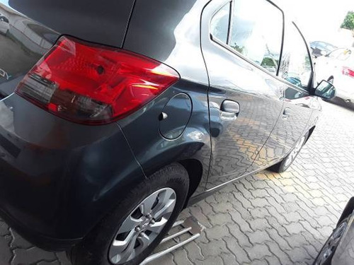 Imagem 8 de 10 de Chevrolet Onix 1.0 Mpfi Joy 8v Flex 4p Manual