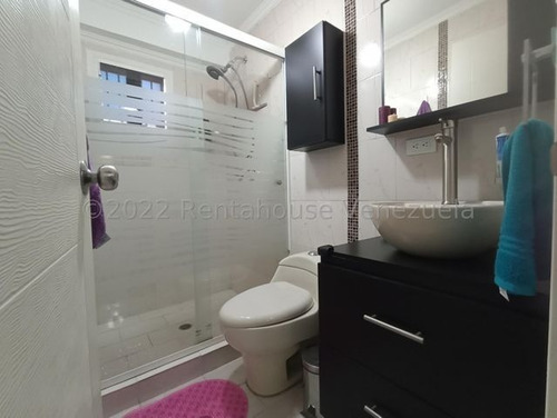 Imagen 2 de 15 de Apartamento En Venta En Urb Los Roques Intercomunal Db 22-20730