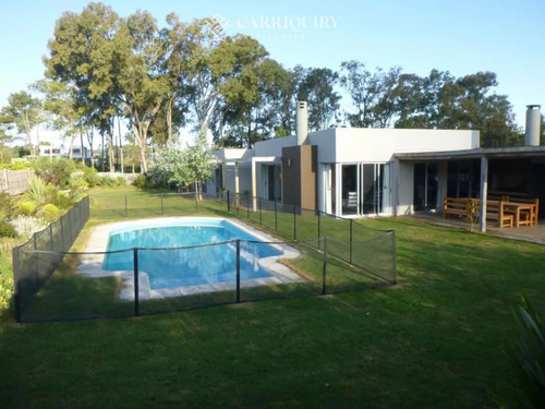 Casa En Zona Momtoya