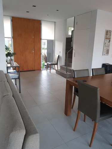 Imagen 17 de 25 de Casa En Alq. Temporario Ubicado En San Benito, Villanueva, Tigre