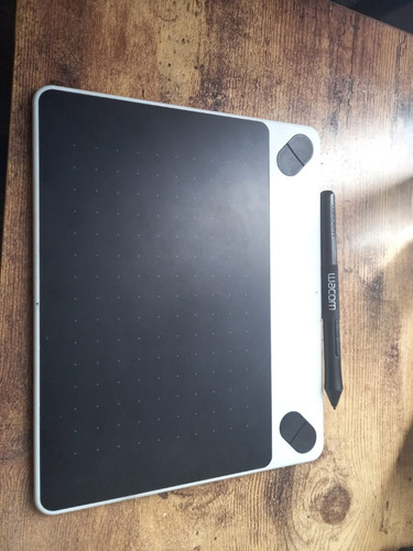 Tableta Digitalizadora Wacom Intuos Draw Ctl-490  White