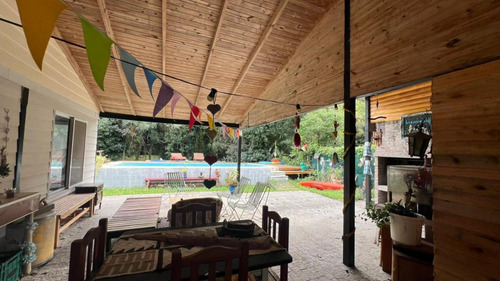 Casa En Venta - 2 Dormitorios 2 Baños - 2.000mts2 - Punta Indio