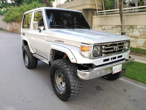 Imagen 3 de 17 de Toyota Machito Lx Sincronico 4x4
