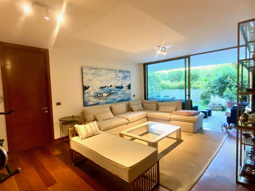 Amplio Dúplex Con Jardín En Venta 5 Dorm. En La Dehesa