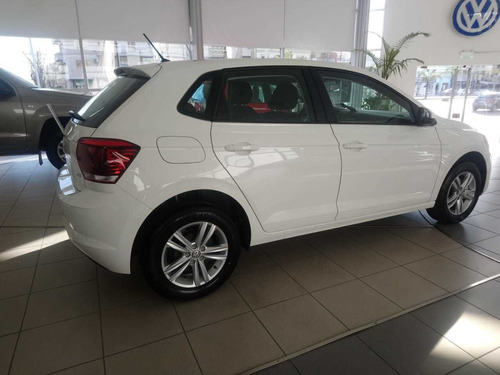 Volkswagen Polo 1.6 Msi Trendline At Miaj