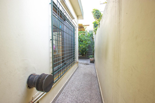Imagen 28 de 30 de Casa 6 Ambientes Y Medio En Venta En Caseros Centro