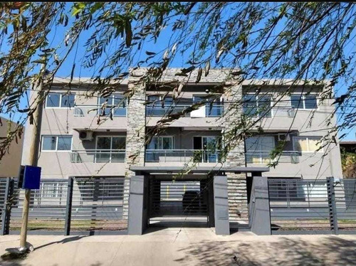 Castelar Norte, Oportunidad Venta Directa, Departamento 2 Ambientes Con Cochera