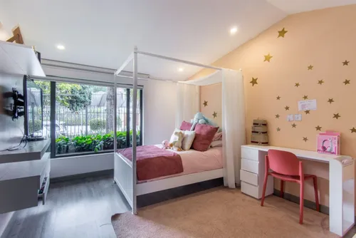 Casa En Venta En Calatrava. Cod V5907